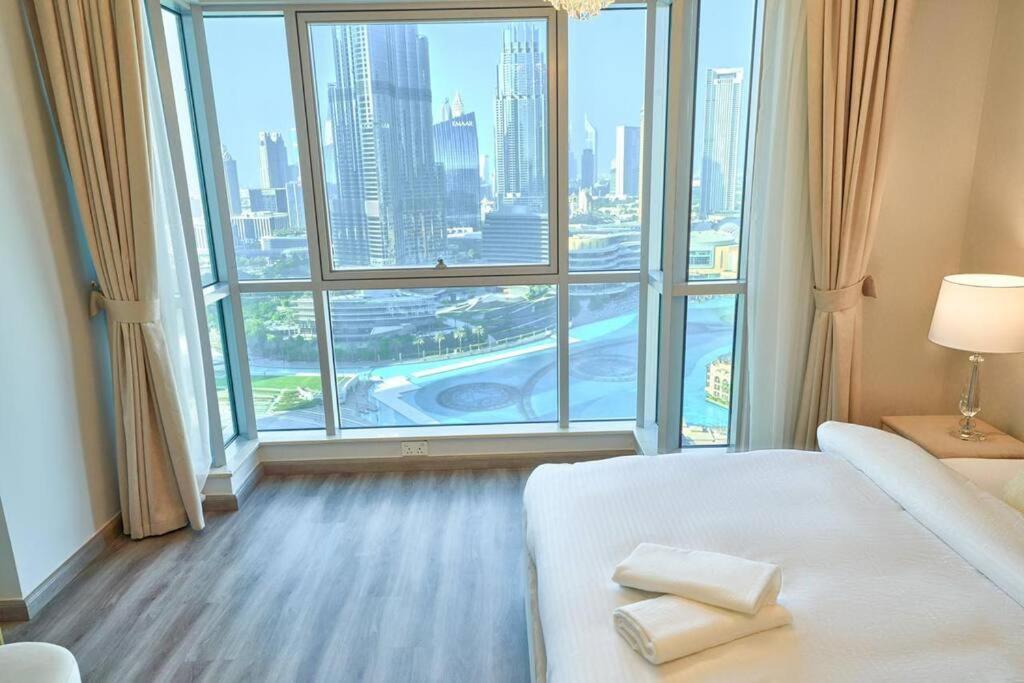 Апартаменти Magnificent Luxury 3Br With Amazing Burj & Fountain View Дубай Екстер'єр фото