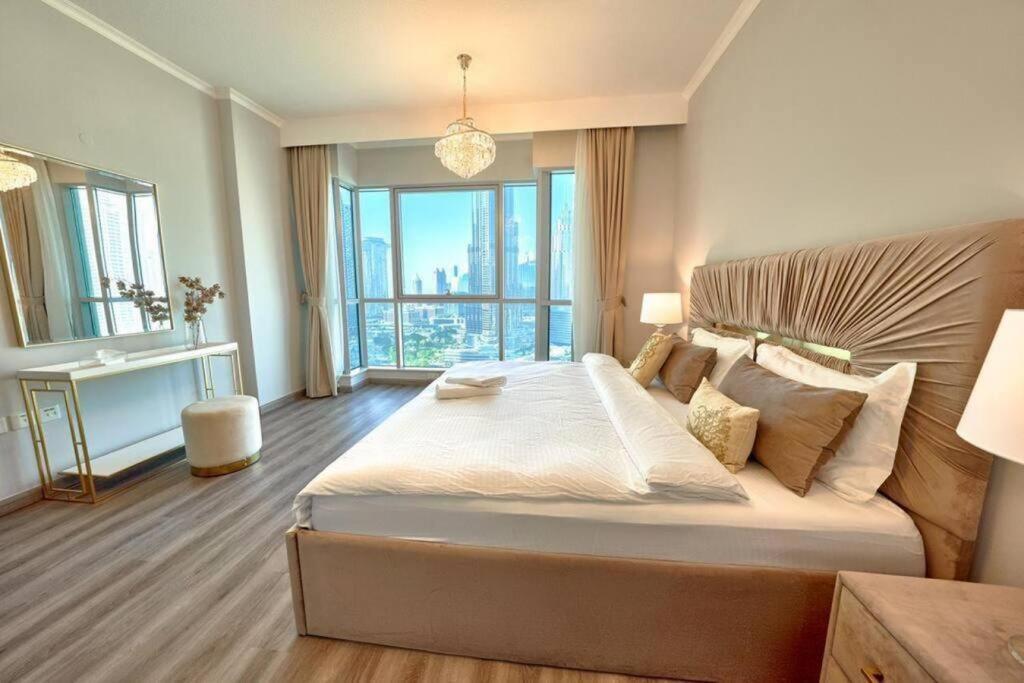Апартаменти Magnificent Luxury 3Br With Amazing Burj & Fountain View Дубай Екстер'єр фото
