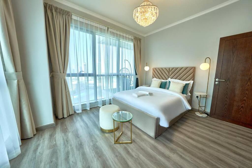 Апартаменти Magnificent Luxury 3Br With Amazing Burj & Fountain View Дубай Екстер'єр фото